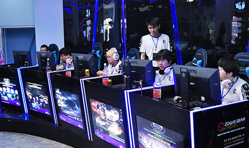 的比赛中 的比赛中