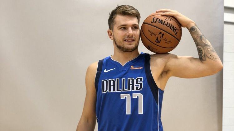 用他的脚步 用他的脚步