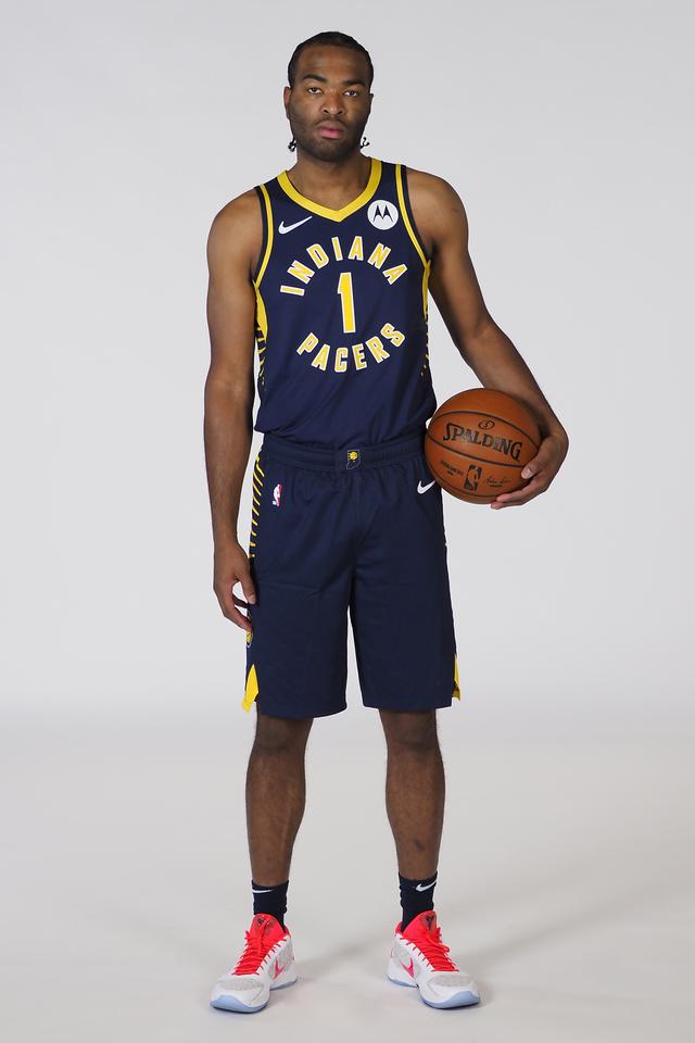 与战歌依旧 与战歌依旧